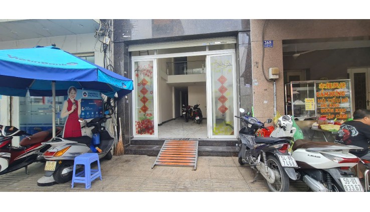 Cho thuê nhà Mặt Tiền Lũy Bán Bích 64m², 6Lầu - THANG MÁY